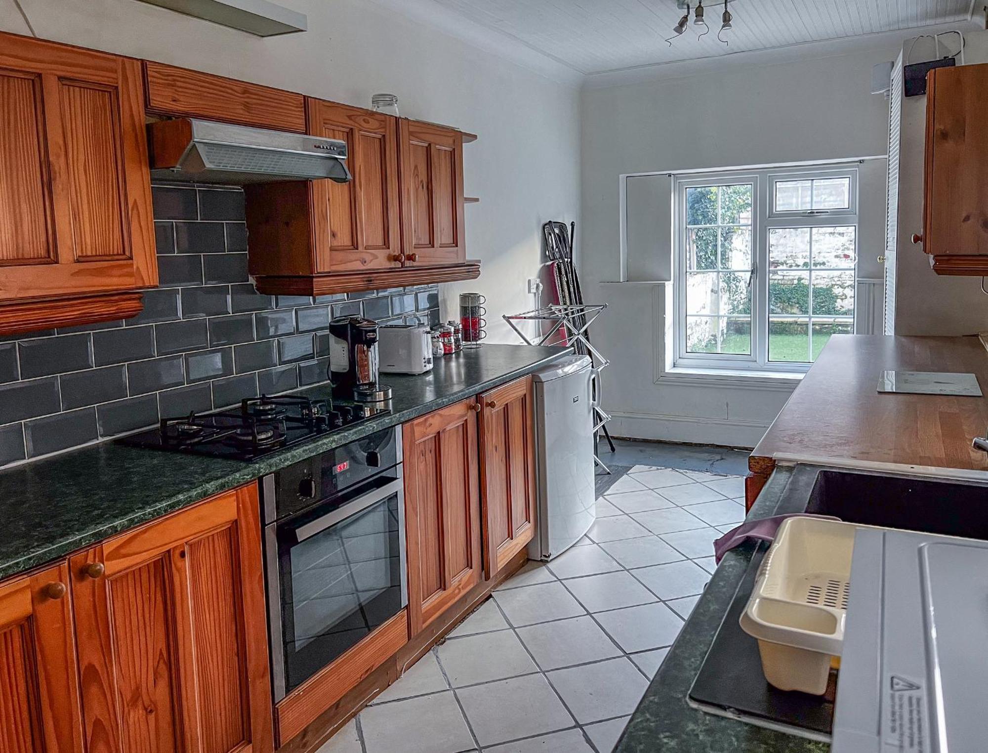 Spacious Retreat - Remote Worker & Family Friendly Portsmouth Buitenkant foto
