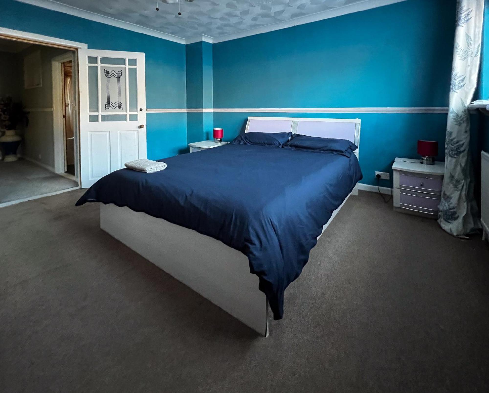 Spacious Retreat - Remote Worker & Family Friendly Portsmouth Buitenkant foto